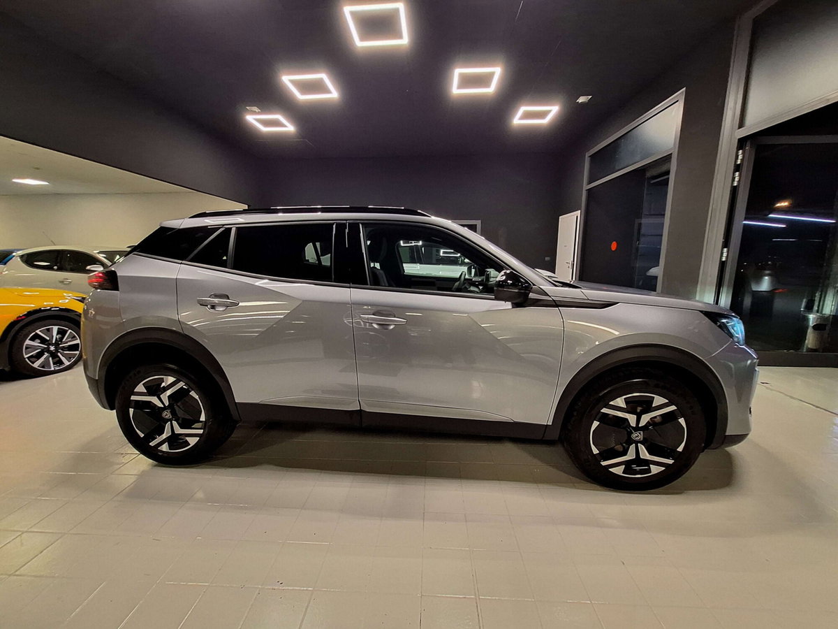 Peugeot 2008 PureTech 100 S&S Allure (7)