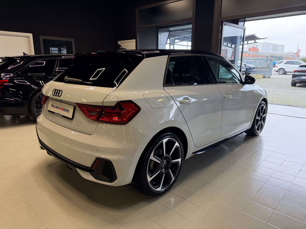 Audi A1 Sportback 30 1.0 tfsi Identity Black 116cv s-tronic (7)