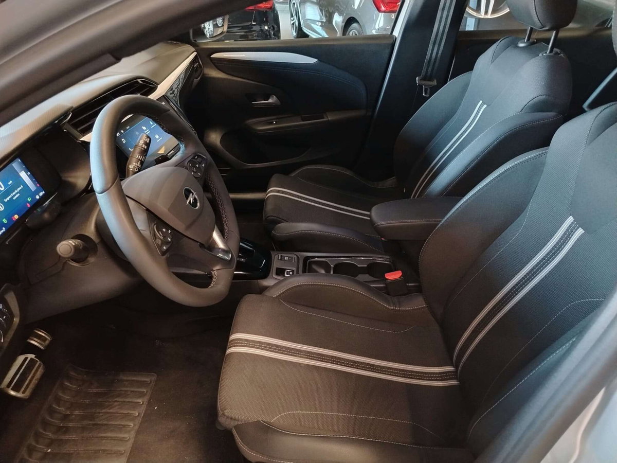 Opel Corsa 1.2 100 CV GS Line (9)