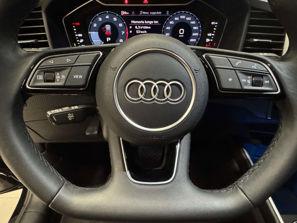 Audi A1 Sportback 30 1.0 tfsi Identity Black 116cv s-tronic (14)