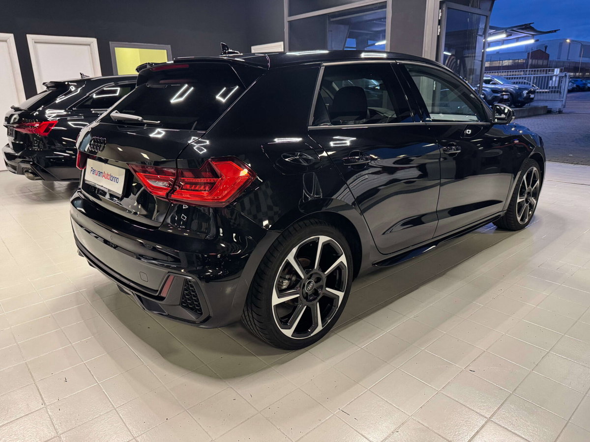 Audi A1 Sportback 30 1.0 tfsi Identity Black 116cv s-tronic (6)