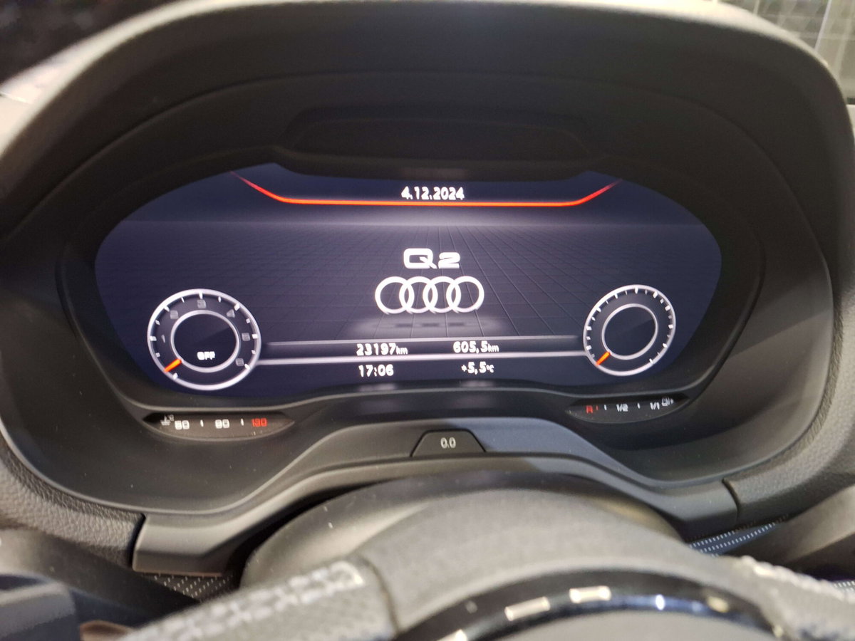 Audi Q2 35 2.0 tdi S line edition s-tronic (13)