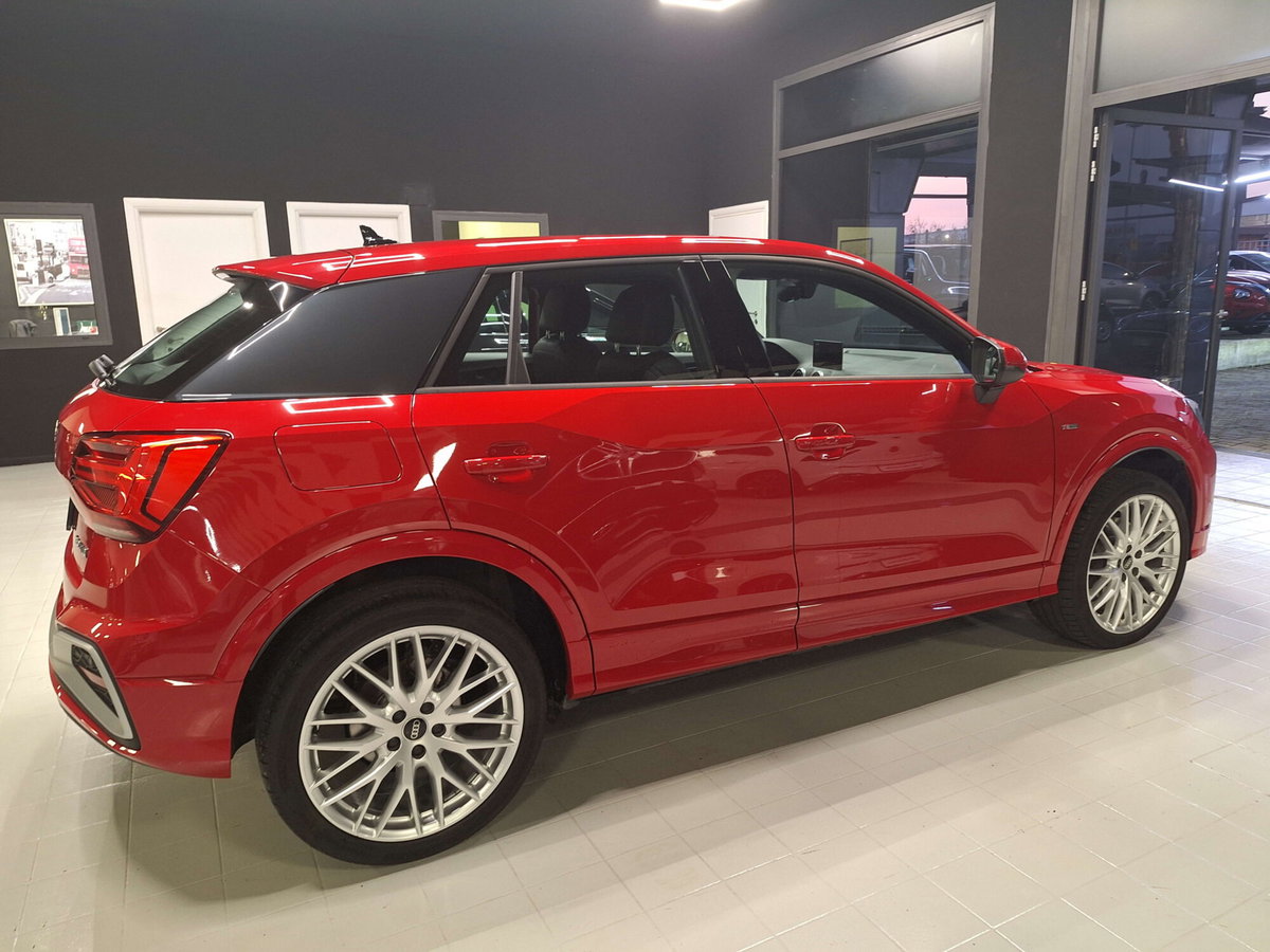Audi Q2 35 2.0 tdi S line edition s-tronic (8)