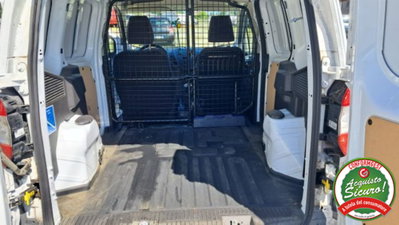 Ford Transit Courier 1.0 EcoBoost 100CV  Trend (7)