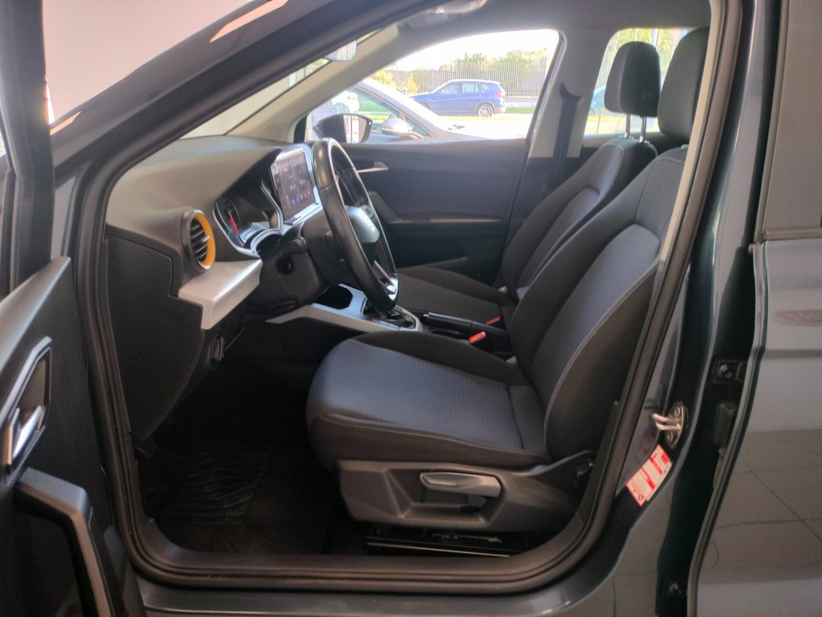 SEAT Arona 1.0 TGI XPERIENCE (9)