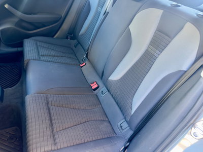 Audi A3 Sportback 2.0 TDI S tronic Ambition (11)