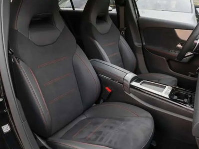 Mercedes-Benz Classe A Sedan 250 Automatic 4Matic 4p. Premium (5)