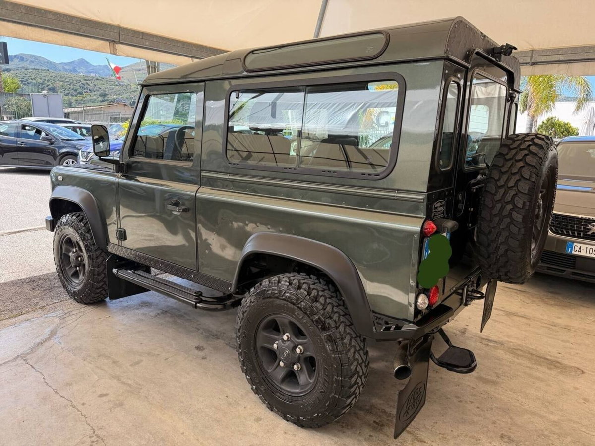 Land Rover Defender 90 2.4 TD4 Pick Up S (4)