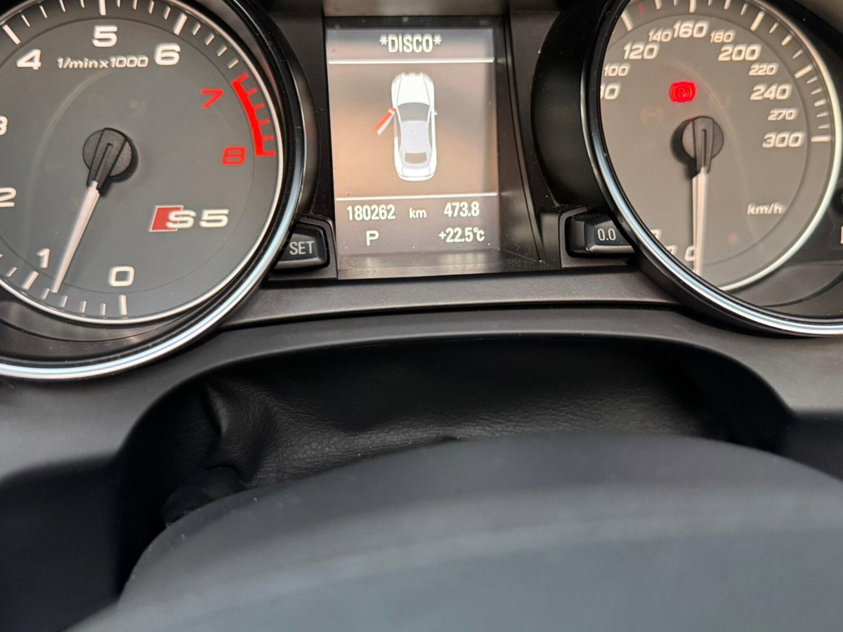 Audi A5 Cabrio 3.0 TFSI 272 CV quattro S tronic (9)