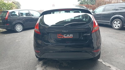 Ford Fiesta 1.4 TDCi 70CV 5 porte Titanium (8)