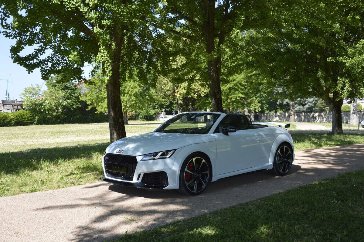 Audi TT RS Roadster 2.5 TFSI quattro S tronic (11)