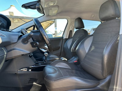 Peugeot 2008 120 S&S Allure (11)