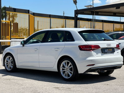 Audi A3 Sportback 1.6 TDI Design (5)