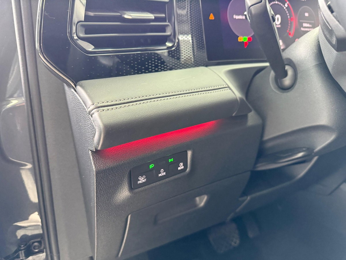 Volkswagen Tiguan 2.0 tdi Edition 150cv dsg (15)