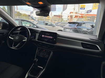 Volkswagen T-Roc 2.0 tdi Life 115cv (8)