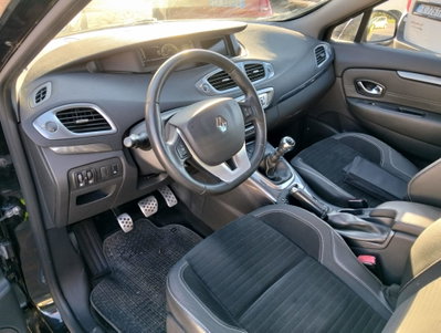 Renault Scenic E-Tech Electric XMod Cross 1.5 dCi 110CV Energy (6)