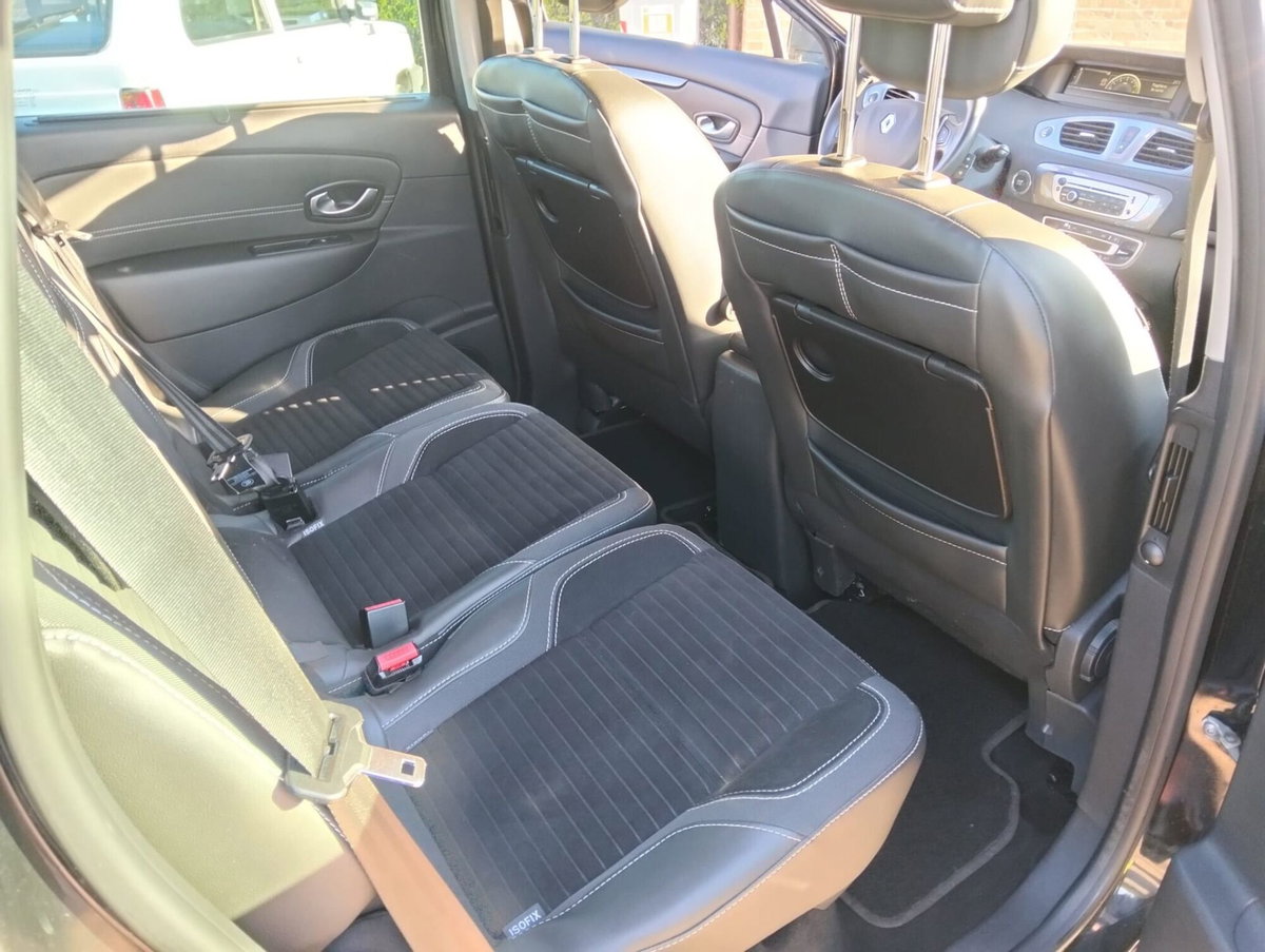 Renault Scenic E-Tech Electric XMod Cross 1.5 dCi 110CV Energy (8)