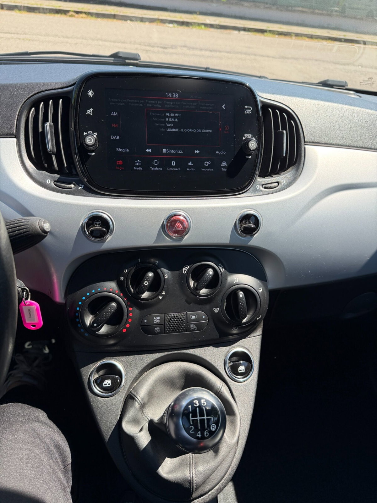 Fiat 500 1.0 Hybrid Connect (14)
