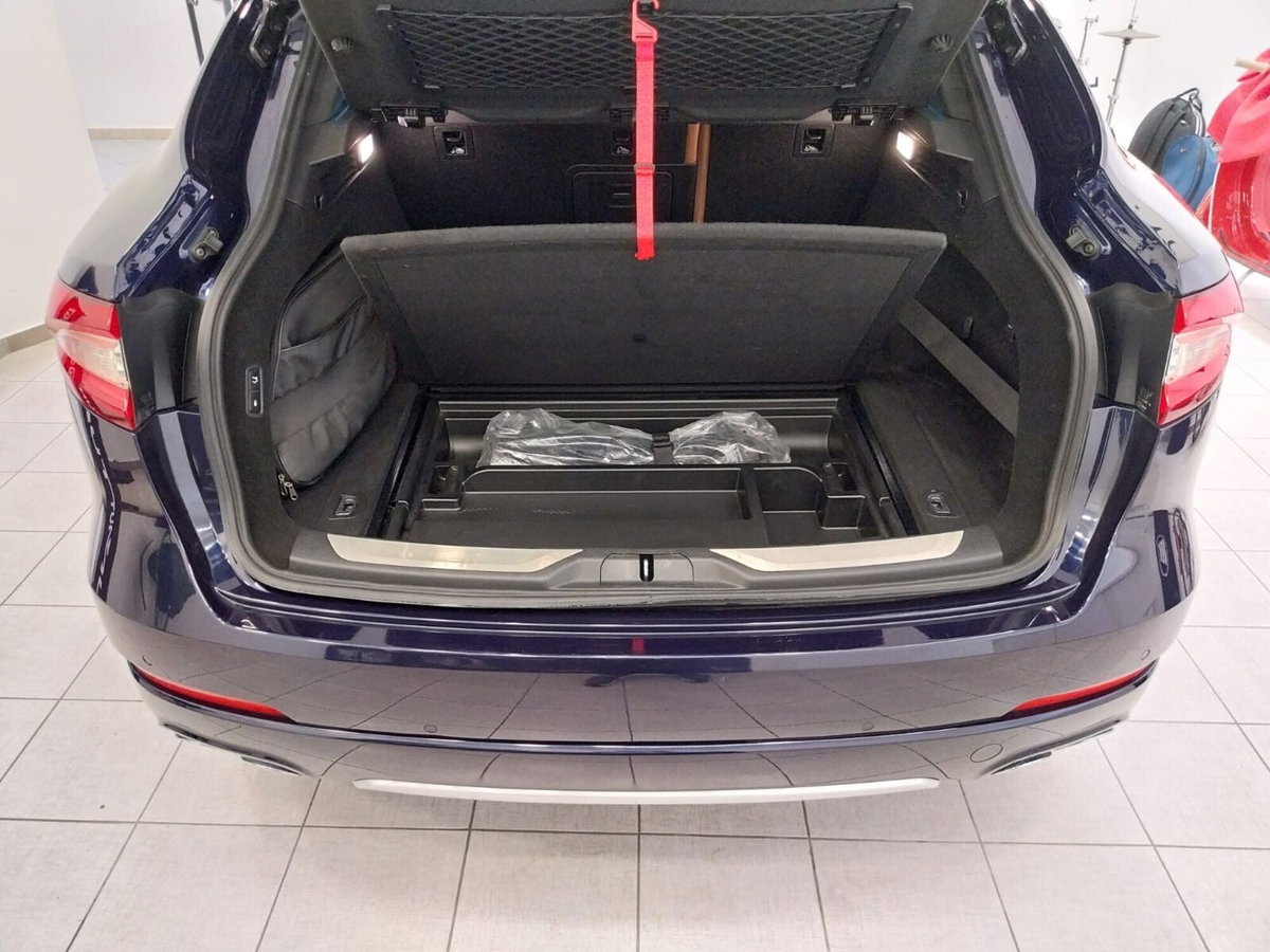 Maserati Levante Levante V6 Diesel 275 CV AWD (10)