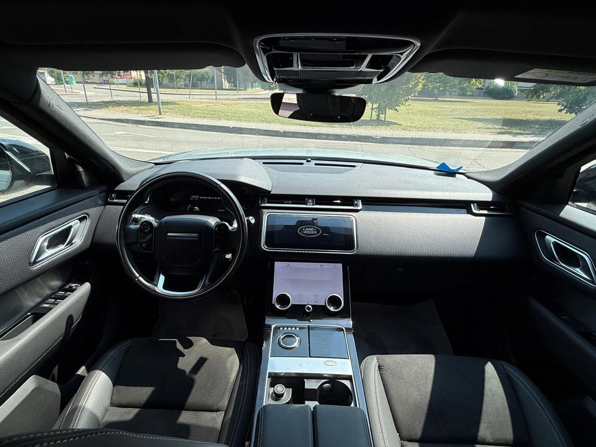 Land Rover Range Rover Velar 3.0D V6 300 CV R-Dynamic HSE (10)
