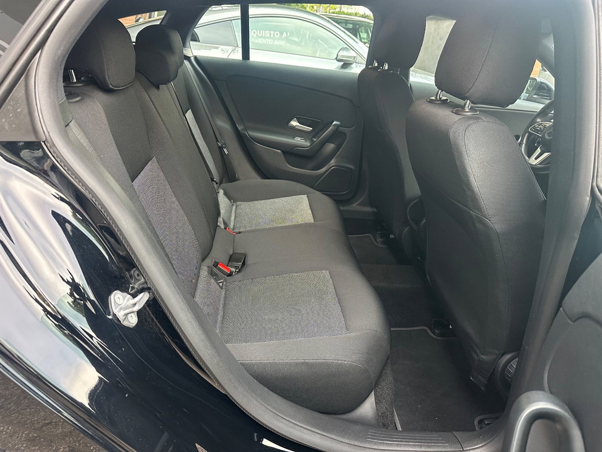 Mercedes-Benz CLA Shooting Brake 200 d Automatic Shooting Brake Business (10)