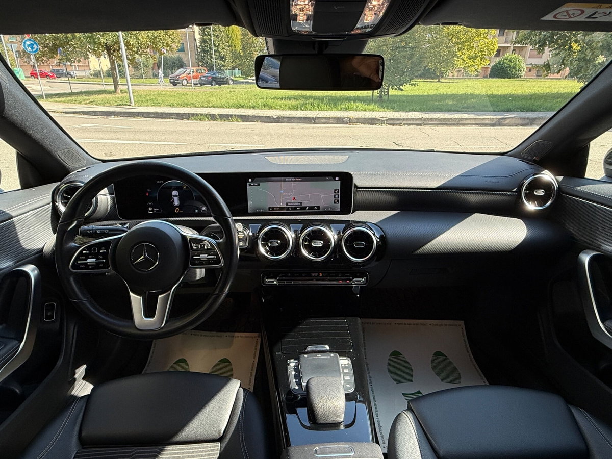 Mercedes-Benz CLA Shooting Brake 220 d Automatic Shooting Brake Premium (11)