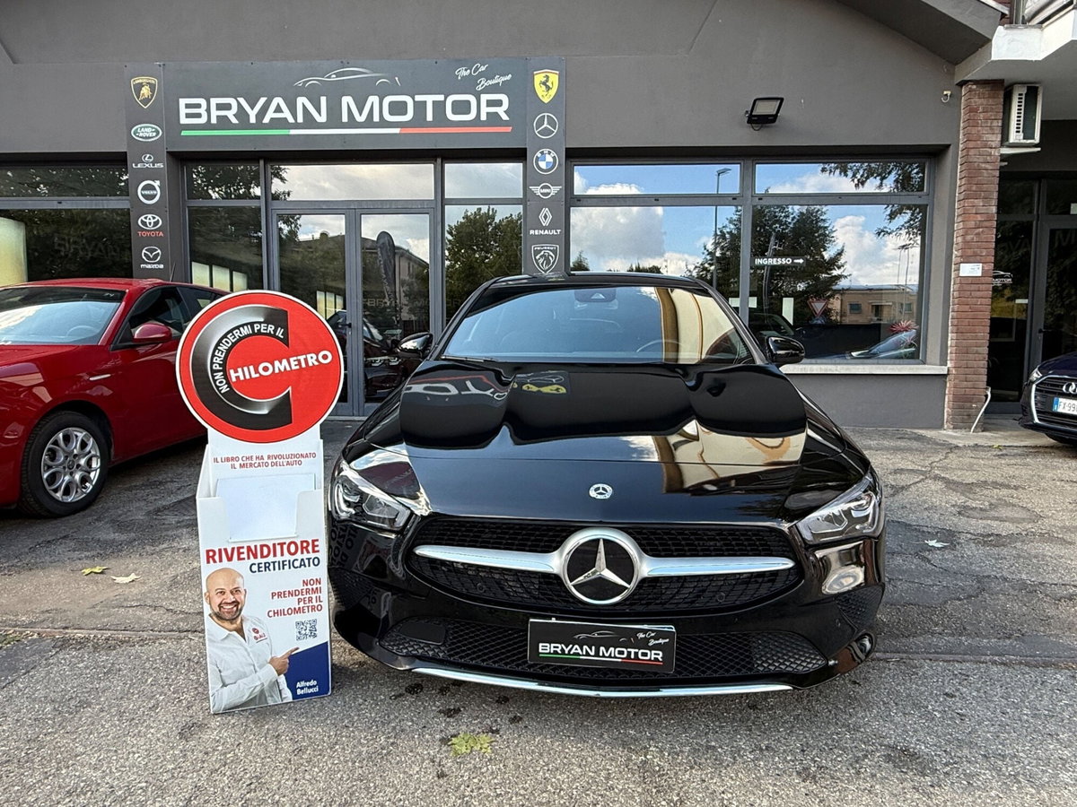 Mercedes-Benz CLA Shooting Brake 220 d Automatic Shooting Brake Premium (3)