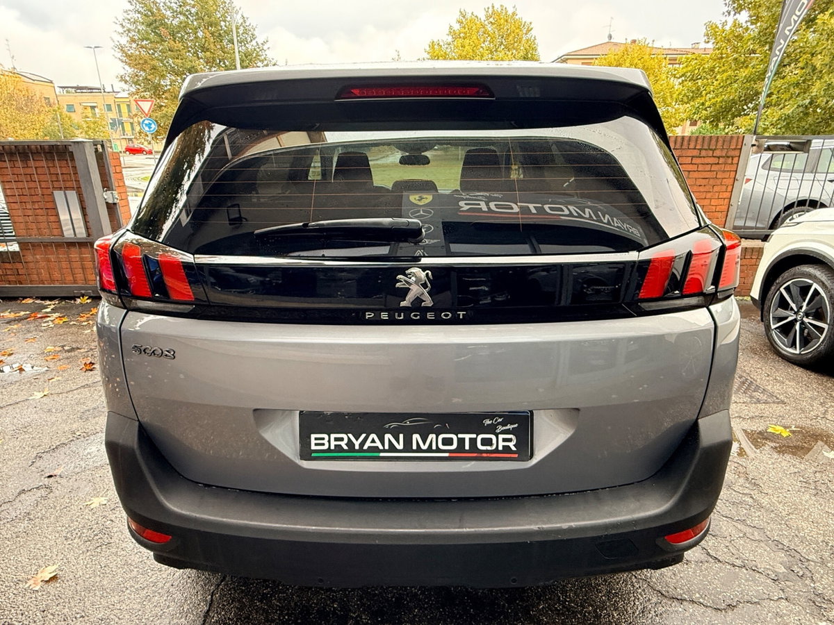 Peugeot 5008 BlueHDi 130 S&S EAT8 Allure (4)