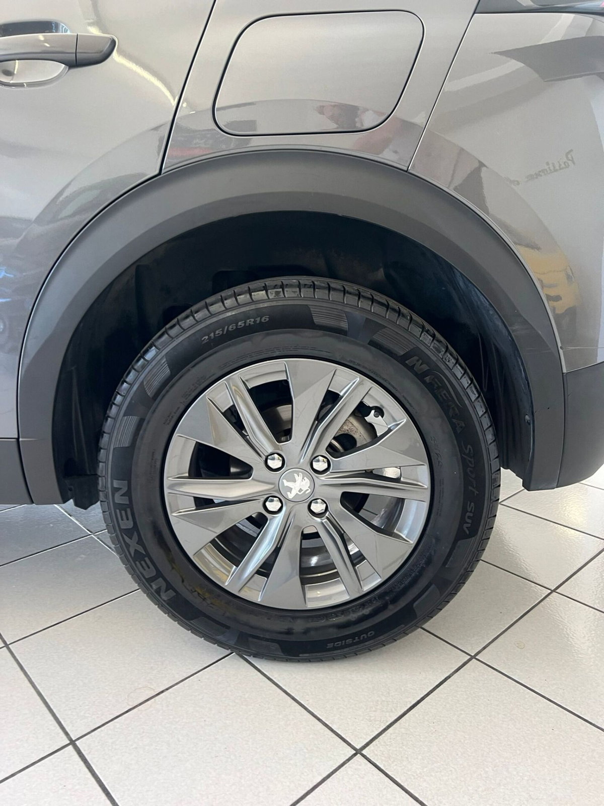 Peugeot 2008 BlueHDi 110 S&S GT (7)