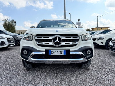Mercedes-Benz Classe X Pick-up 250 d 4Matic Pure (2)
