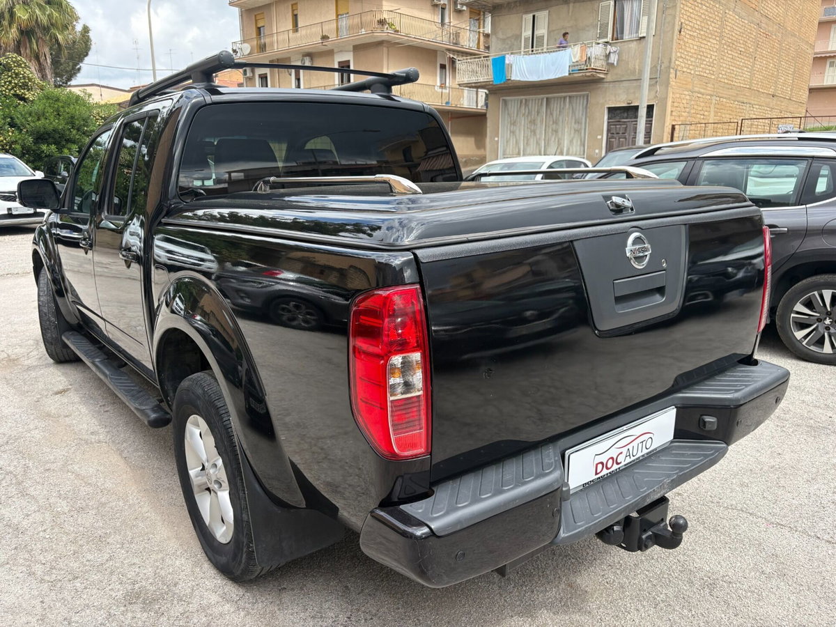 Nissan Navara 2.5 dCi 4 porte Double Cab Platinum (4)