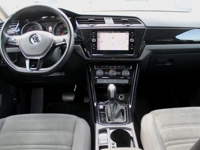 Volkswagen Touran 2.0 TDI 150 CV SCR DSG Executive BlueMotion Tech. (14)