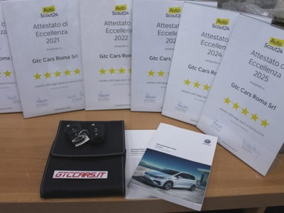 Volkswagen Touran 2.0 TDI 150 CV SCR DSG Executive BlueMotion Tech. (15)