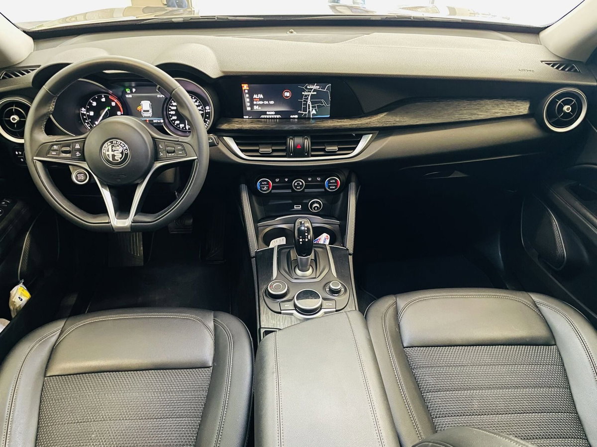 Alfa Romeo Stelvio Stelvio 2.2 Turbodiesel 190 CV AT8 Q4 Executive (11)