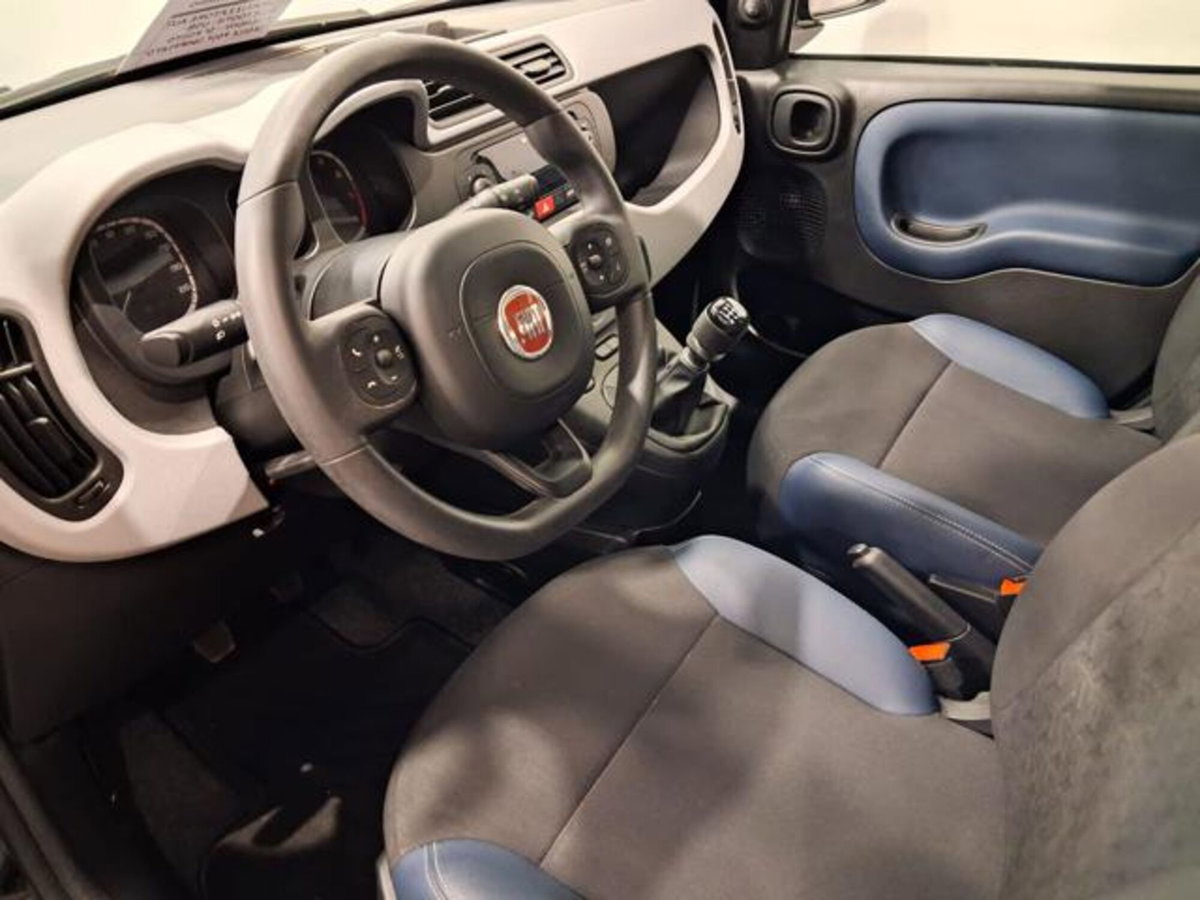 Fiat Panda 1.0 FireFly S&S Hybrid City Cross (5)