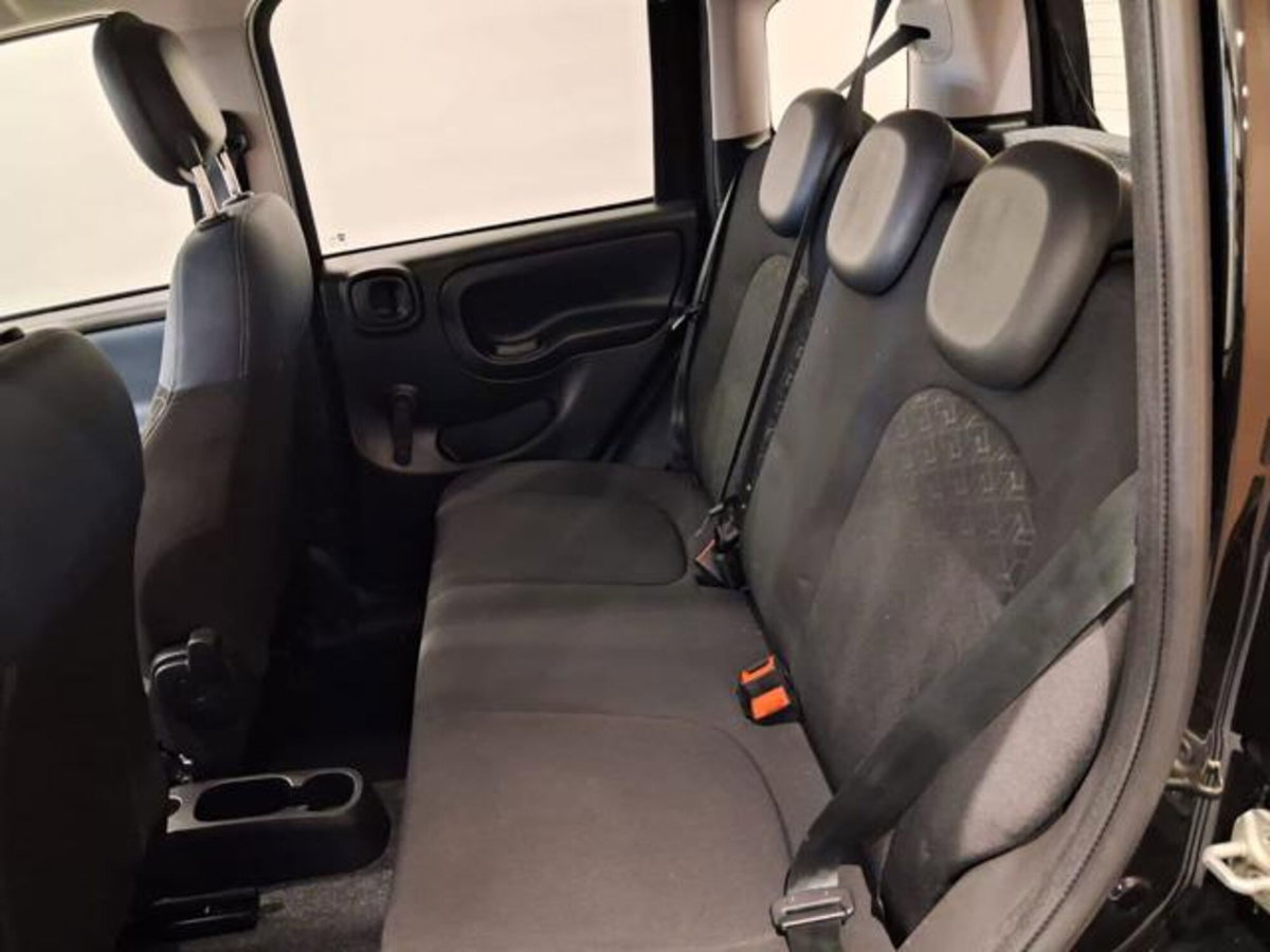 Fiat Panda 1.0 FireFly S&S Hybrid City Cross (7)