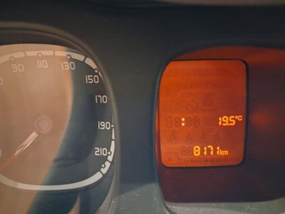 Fiat Panda 1.0 FireFly S&S Hybrid City Cross (9)