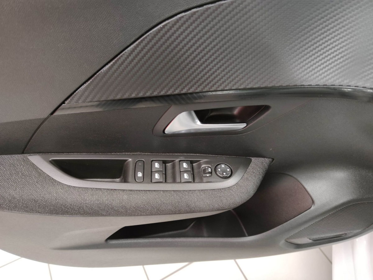 Peugeot 208 100 S&S 5p. Mix (16)