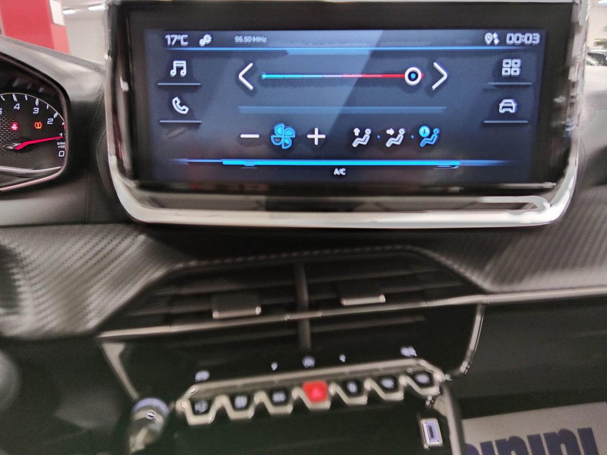Peugeot 208 100 S&S 5p. Mix (17)