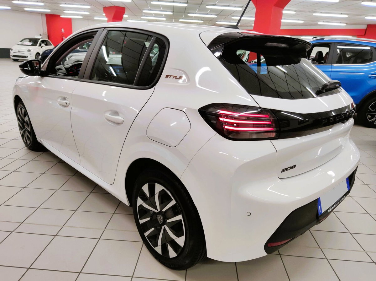 Peugeot 208 100 S&S 5p. Mix (6)