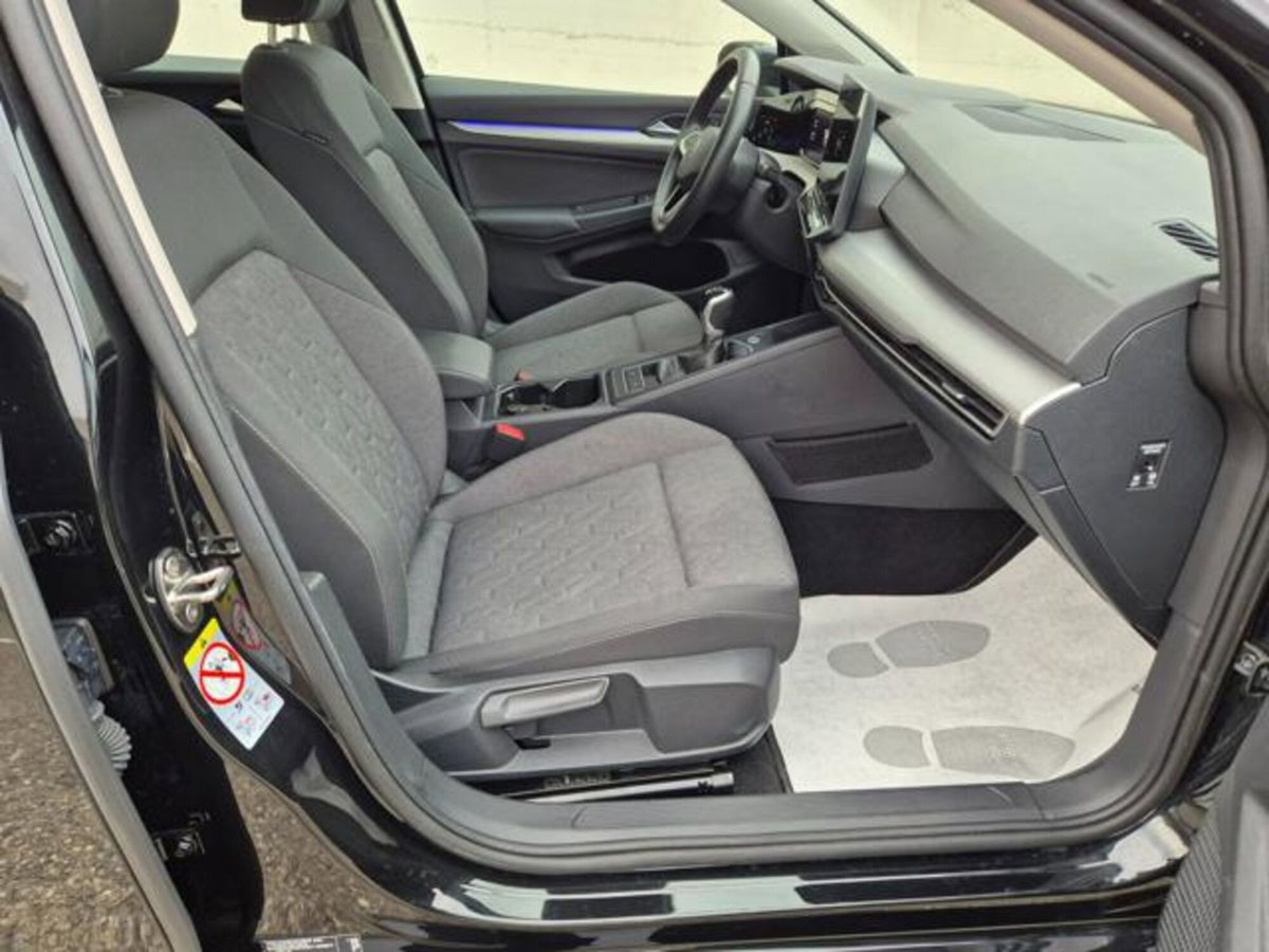 Volkswagen Golf 2.0 TDI SCR Life (11)