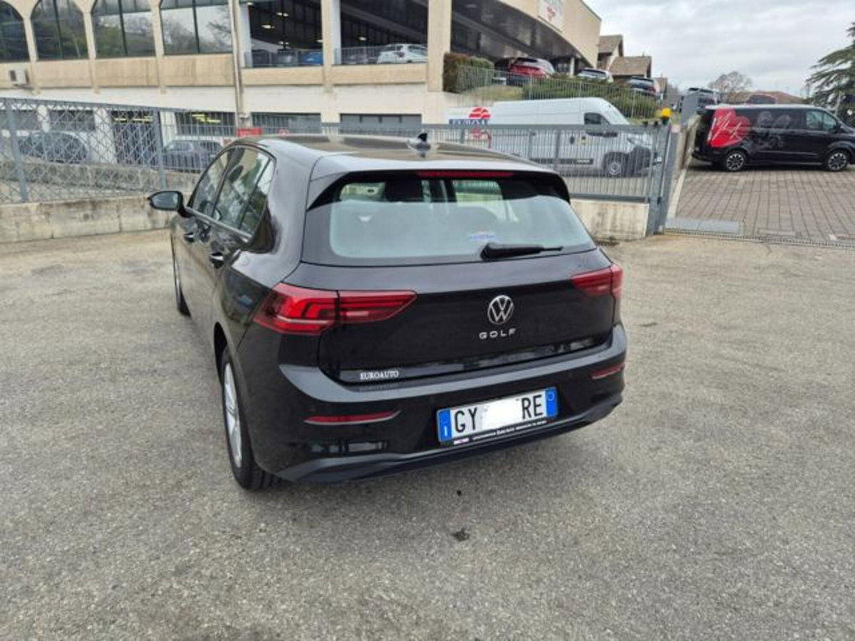 Volkswagen Golf 2.0 TDI SCR Life (8)