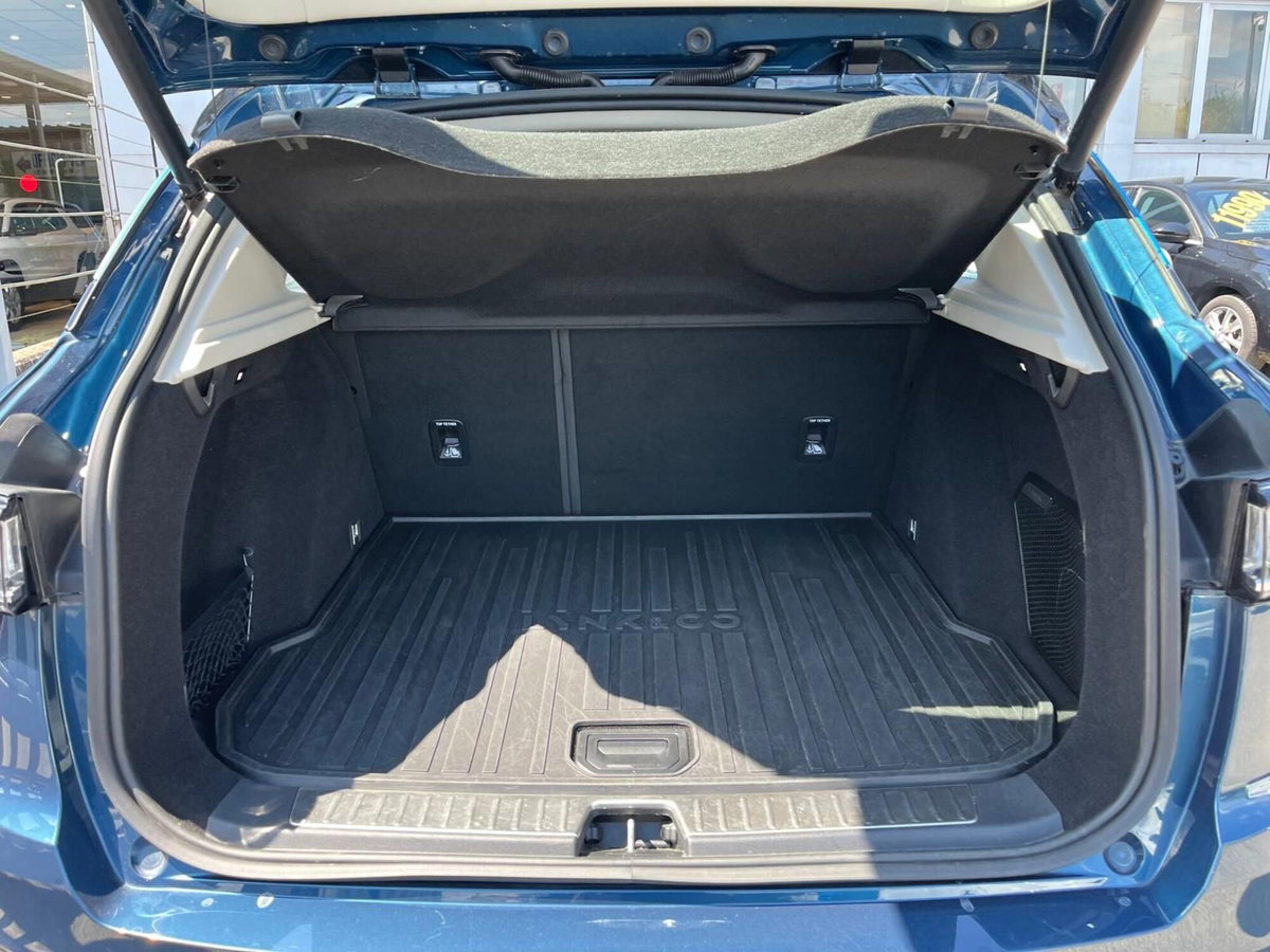 Lynk & Co 01 01 1.5 td phev (10)
