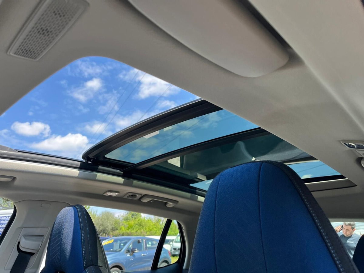 Lynk & Co 01 01 1.5 td phev (14)