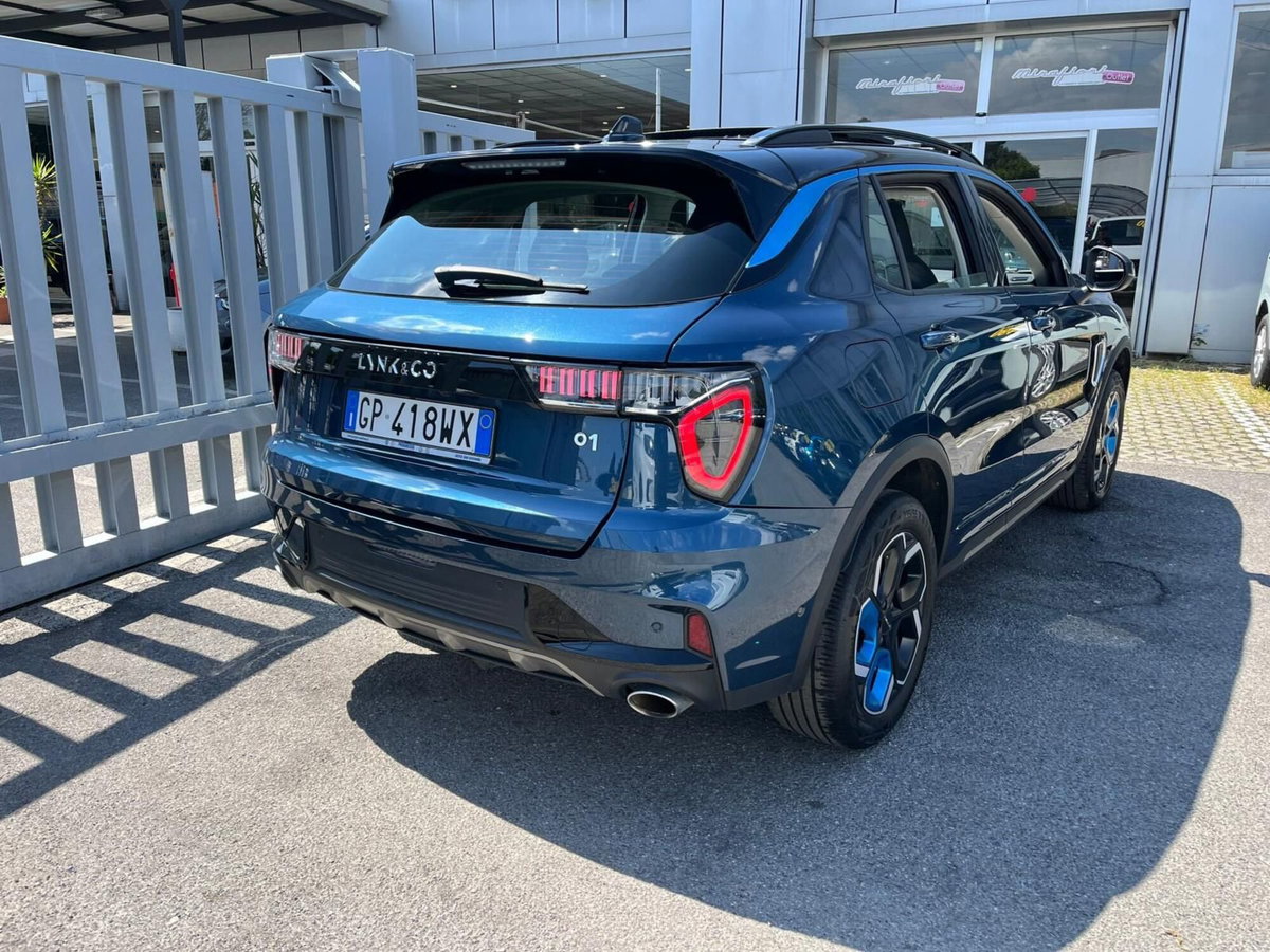 Lynk & Co 01 01 1.5 td phev (8)