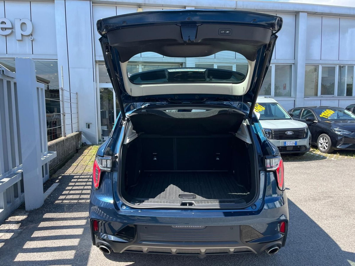 Lynk & Co 01 01 1.5 td phev (9)