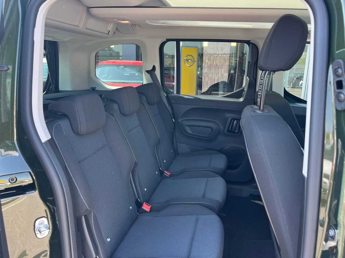 Fiat Doblò Furgone crew cab 1.5 bluehdi 100cv (18)