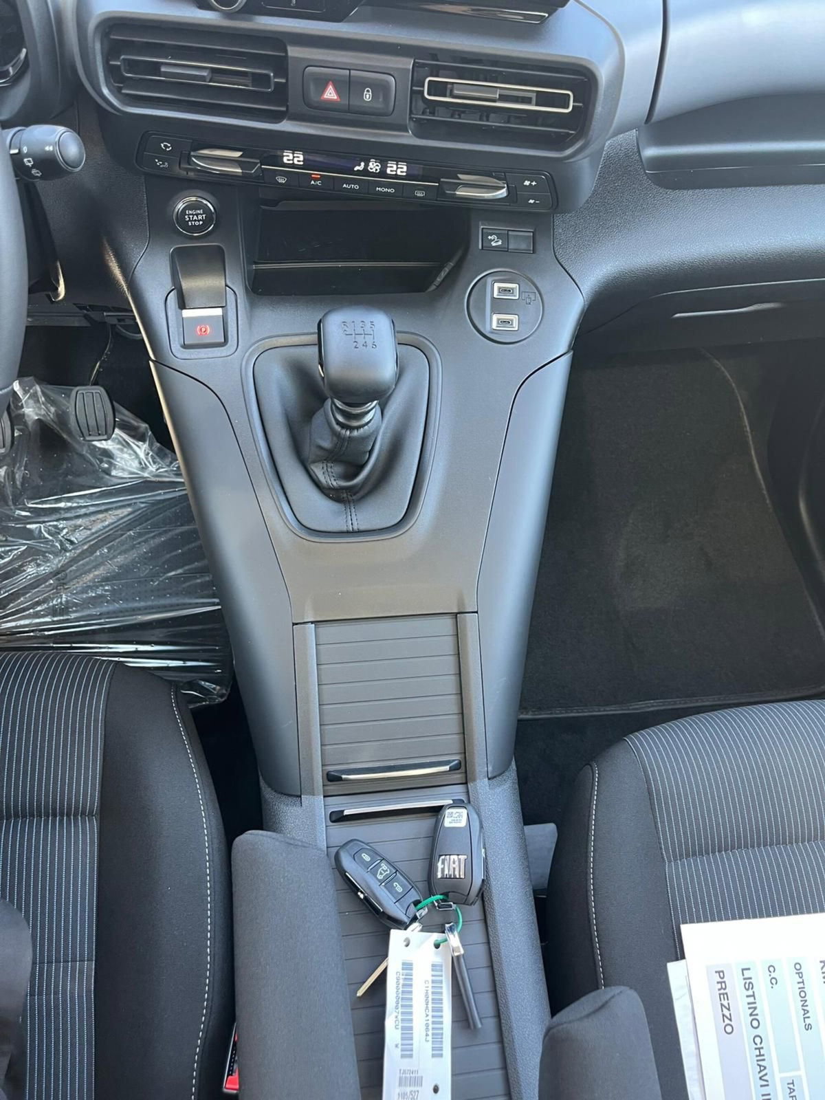 Fiat Doblò Furgone crew cab 1.5 bluehdi 100cv (19)