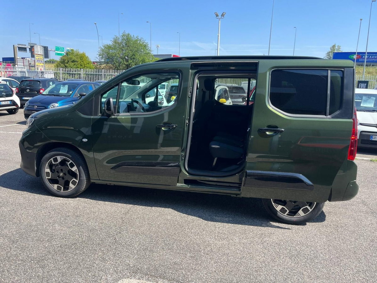 Fiat Doblò Furgone crew cab 1.5 bluehdi 100cv (4)