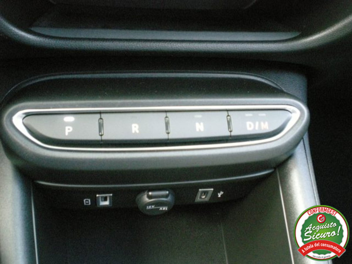 Fiat 600 1.2 Business 100cv (2)